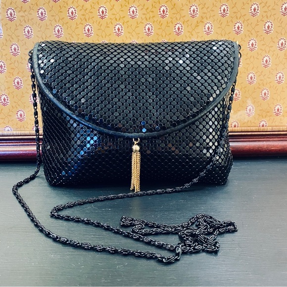 Handbags - Black Metal Mesh Crossbody/Clutch with Gold Tassel